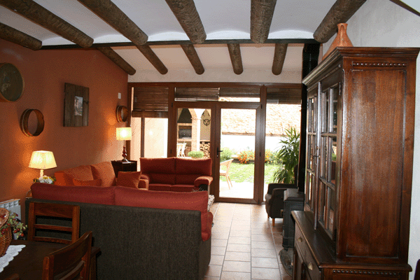 Sal&oacute;n.